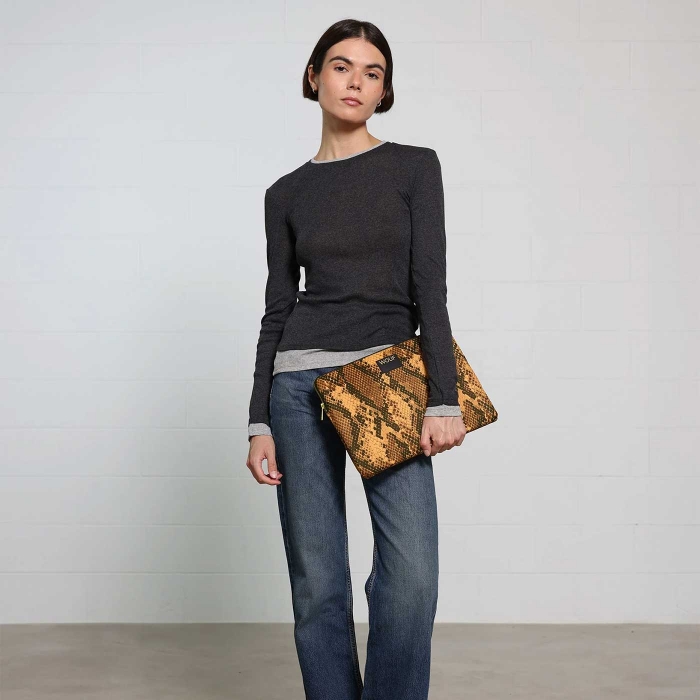 Wouf Boa Laptop Kılıfı 15-16 inch